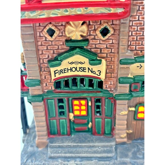 Lemax Village Collection Fire House No 3 Lighted Building 2004 #323095 Working! - Picture 13 of 16